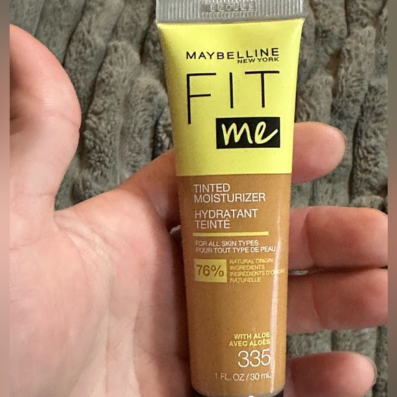 Almay Maybelline Face LOT Skin - Picture 2 of 7